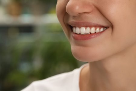 Diastema – charakterystyczna przerwa między zębami
